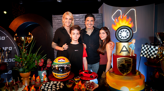 Ana Hickmann comemora os 11 anos de Alezinho na Unidade Brooklin